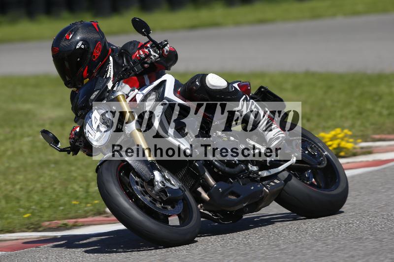 /Archiv-2024/29 12.06.2024 MOTO.CH Track Day ADR/Gruppe gelb/14